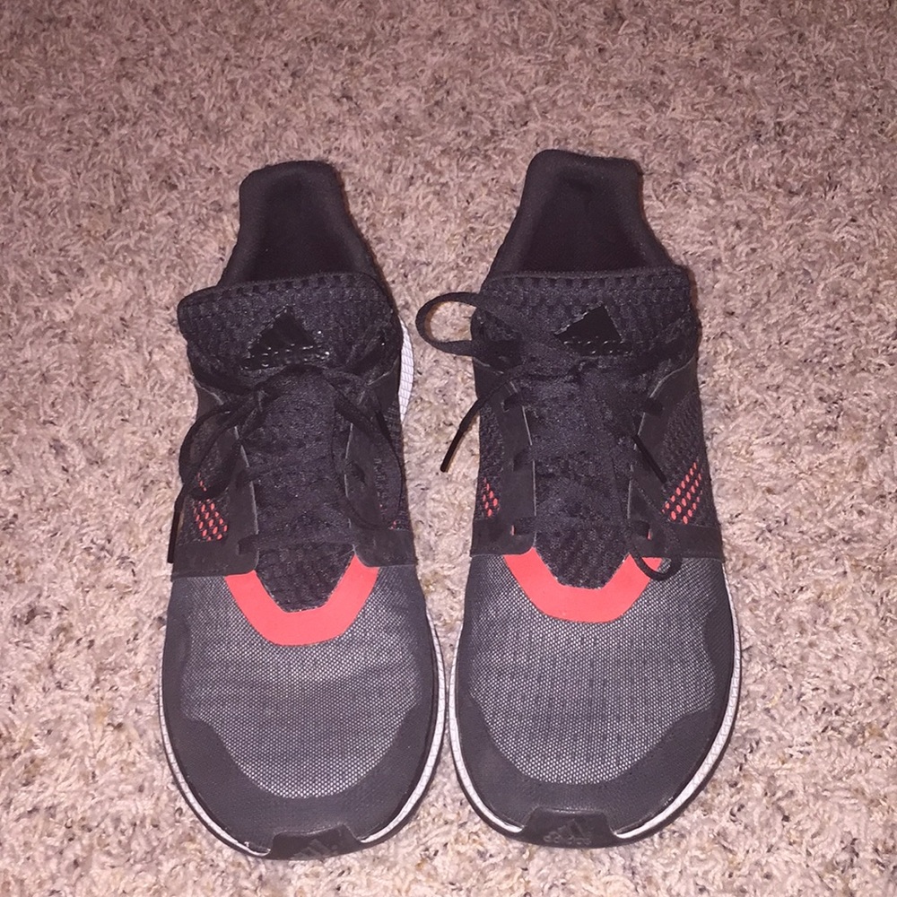 🚨SALE🚨 Adidas Alpha Bounce